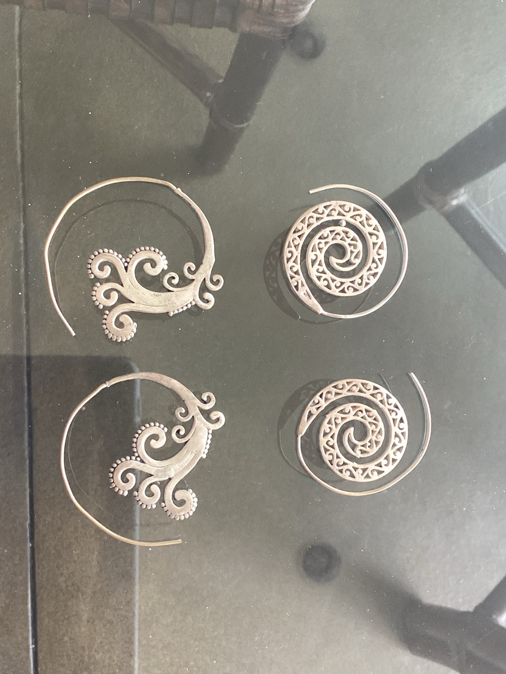 Earrings 2 pairs
